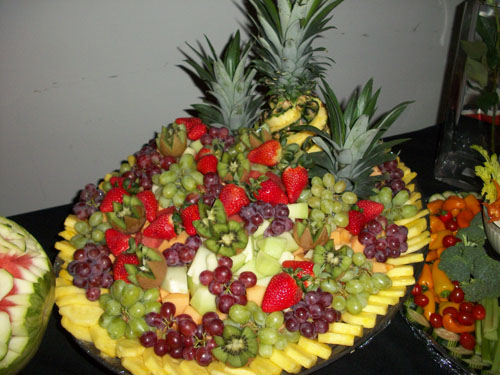 fruit tray for 50 people